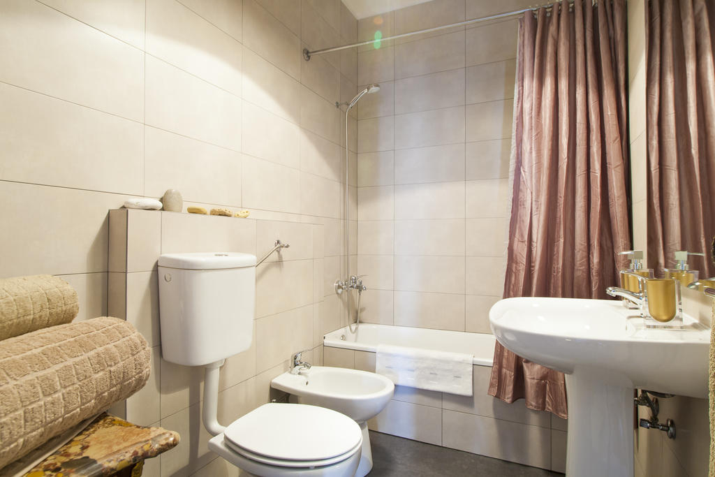 Bairrus Lisbon Apartments - Alfama ภายนอก รูปภาพ