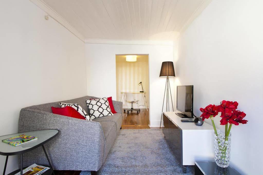 Bairrus Lisbon Apartments - Alfama ภายนอก รูปภาพ